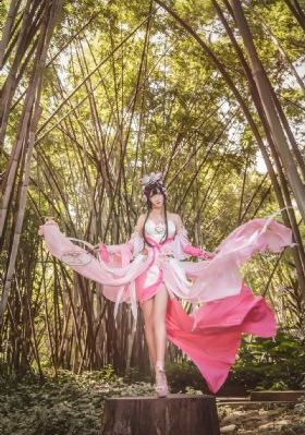 女子浴室啪啪hd三级